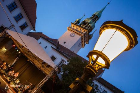 Pollonus Jazz Band s akordeonistou Aliaksandrem Yasinskim