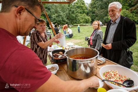 Stromy národů – slavnostní vysazení národních stromů Poláků a Ukrajinců.