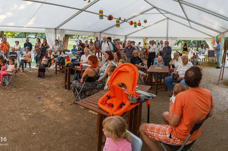 Slavnostní vysazení národních stromů Vietnamců a Rusínů v brněnském parku Lužánky