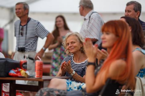 Slavnostní vysazení národních stromů Vietnamců a Rusínů v brněnském parku Lužánky