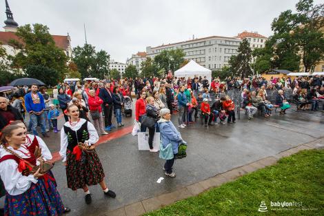 Folklor minorit a babylon chutí