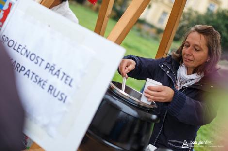 Folklor minorit a babylon chutí