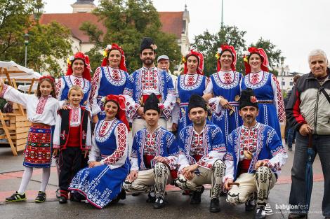 Folklor minorit a babylon chutí