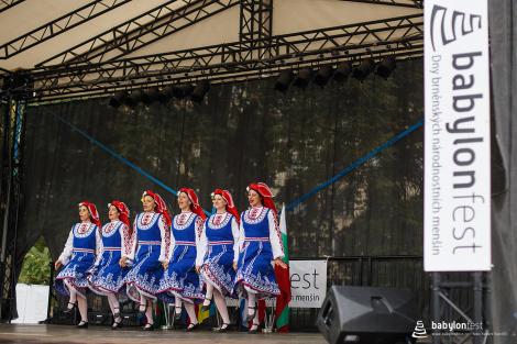 Folklor minorit a babylon chutí