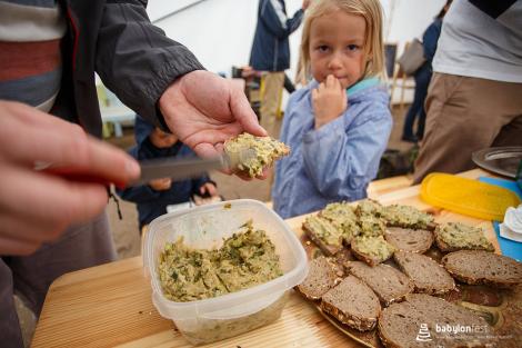 Zahájení festivalu a Stromy národů