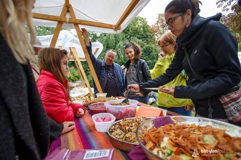 Zahájení festivalu a Stromy národů