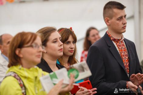 Zahájení festivalu a Stromy národů