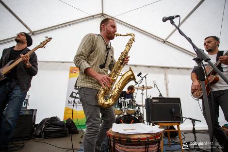 Zahájení festivalu a Stromy národů