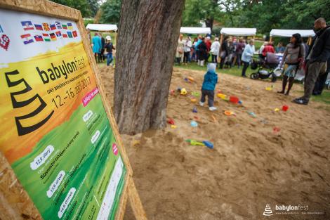 Zahájení festivalu a Stromy národů