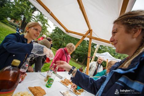 Zahájení festivalu a Stromy národů