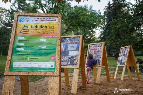Zahájení festivalu a Stromy národů