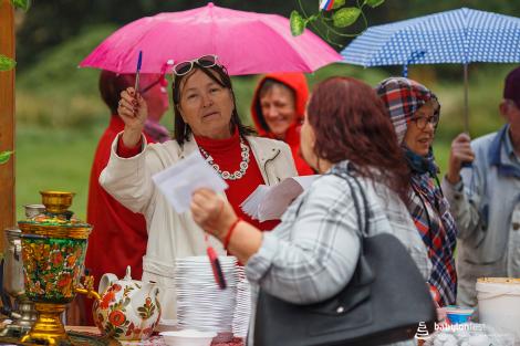 Duhové náměstí – průvod