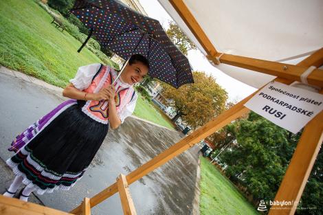 Duhové náměstí – průvod