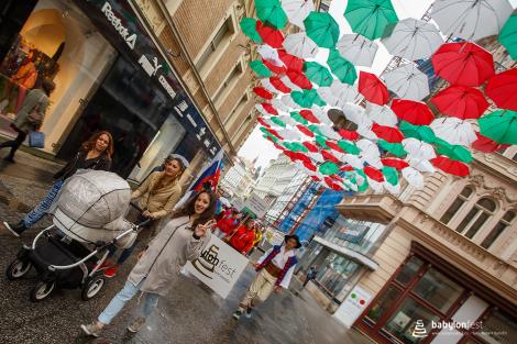 Duhové náměstí – průvod