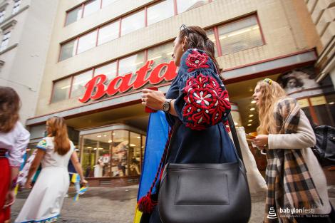 Duhové náměstí – průvod