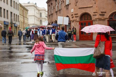 Duhové náměstí – průvod