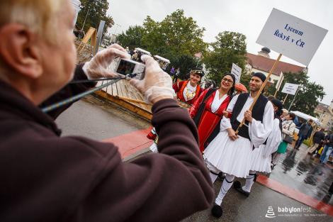 Duhové náměstí – průvod