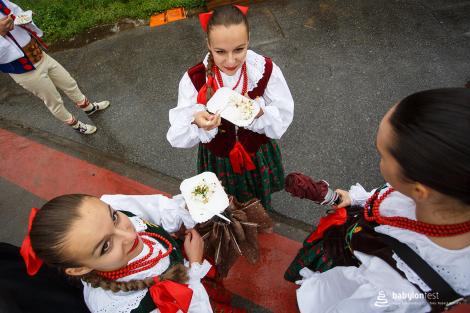 Duhové náměstí – průvod