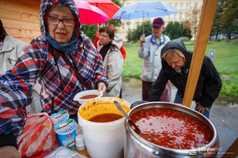 Folklor minorit a babylon chutí