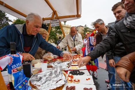Folklor minorit a babylon chutí