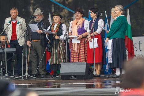 Folklor minorit a babylon chutí