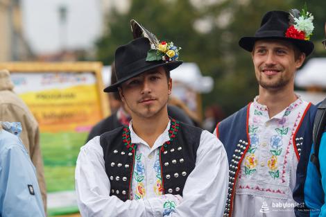Folklor minorit a babylon chutí