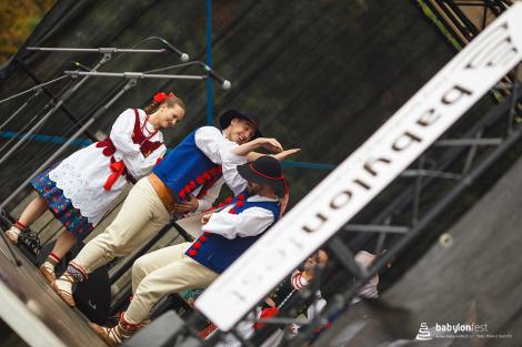Folklor minorit a babylon chutí