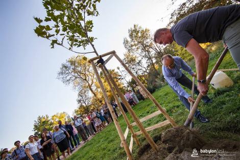 Zahájení festivalu a sázení stromů národů