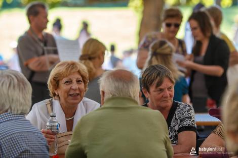 Zahájení festivalu a sázení stromů národů