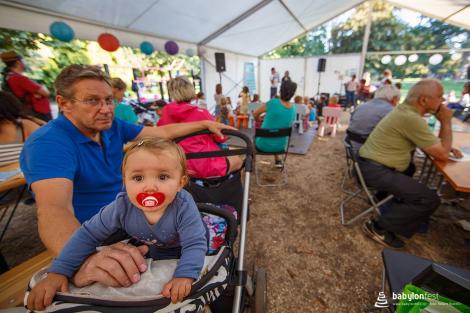 Zahájení festivalu a sázení stromů národů