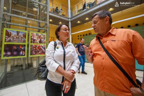 Vernisáž výstavy – Robert Vystrčil: Babylonfest