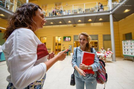 Vernisáž výstavy – Robert Vystrčil: Babylonfest