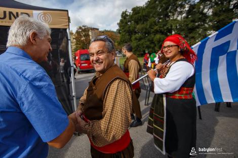 Duhové náměstí – krojovaný průvod zástupců národnostních menšin v Brně